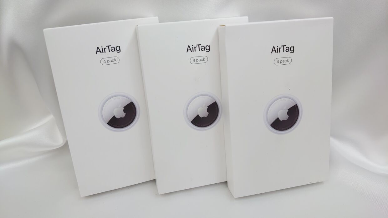 新作正規店アップル Apple AirTag エアタグ　4パック MX542ZP/A その他