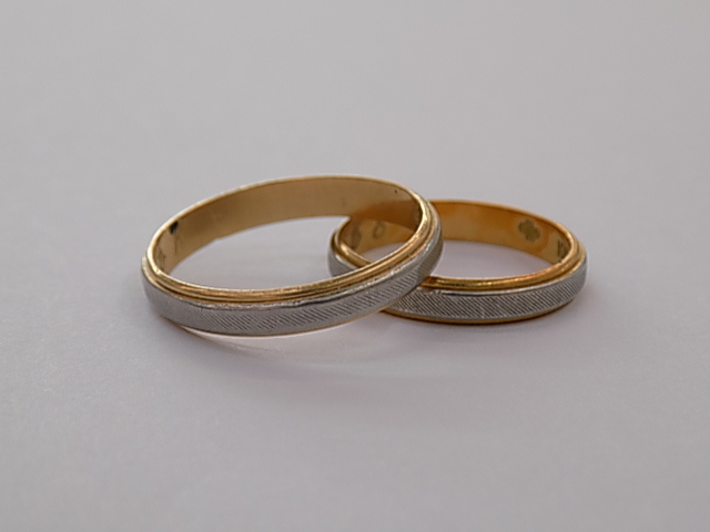 Pt850 K18 プラチナ 金 コンビ 結婚指輪 – キングラム