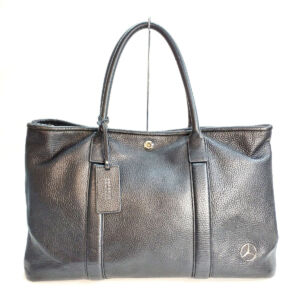 美品】バーニーズニューヨーク ベンツコラボ シボ革 肩掛け◎ A4