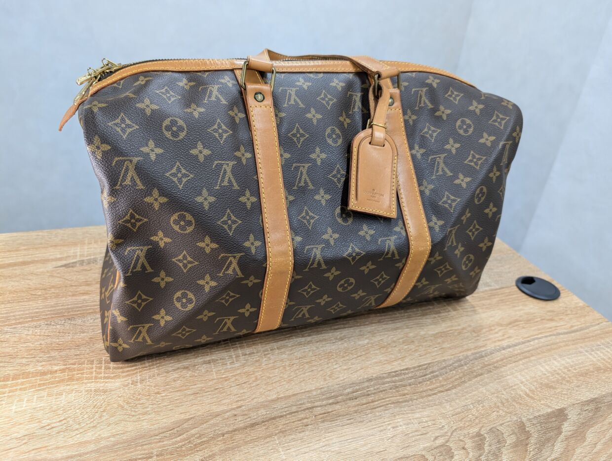 ルイ ヴィトン サックスプール45 カデナあり(キーなし) 中古・古着通販】LOUIS VUITTON (ルイ ヴィトン) サックスプール35