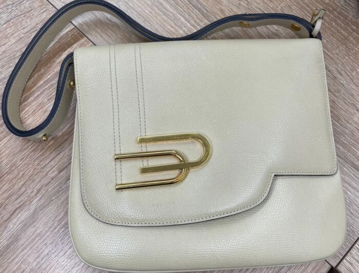 LINE_ALBUM_delvaux バッグ_241217_1