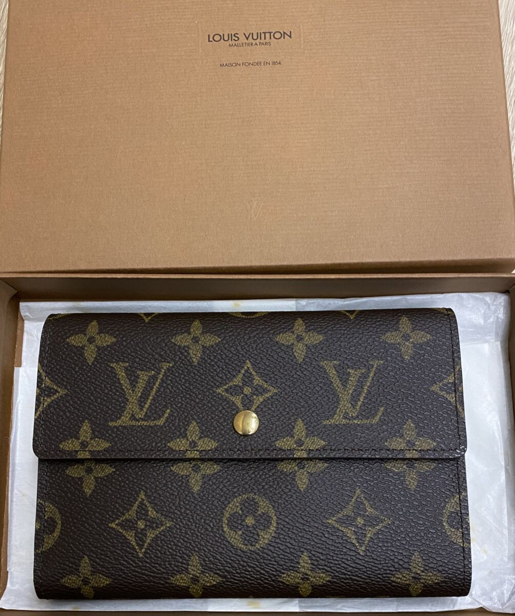 LOUIS VUITTON ルイヴィトン モノグラ トレゾール 財布 美品 – キングラム