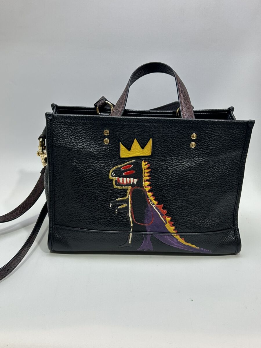 【新品】COACH バスキア コラボ C5661 黒 レザー ショルダーバッグ コーチ バスキアコラボ ショルダーバッグ C5661 – キングラム