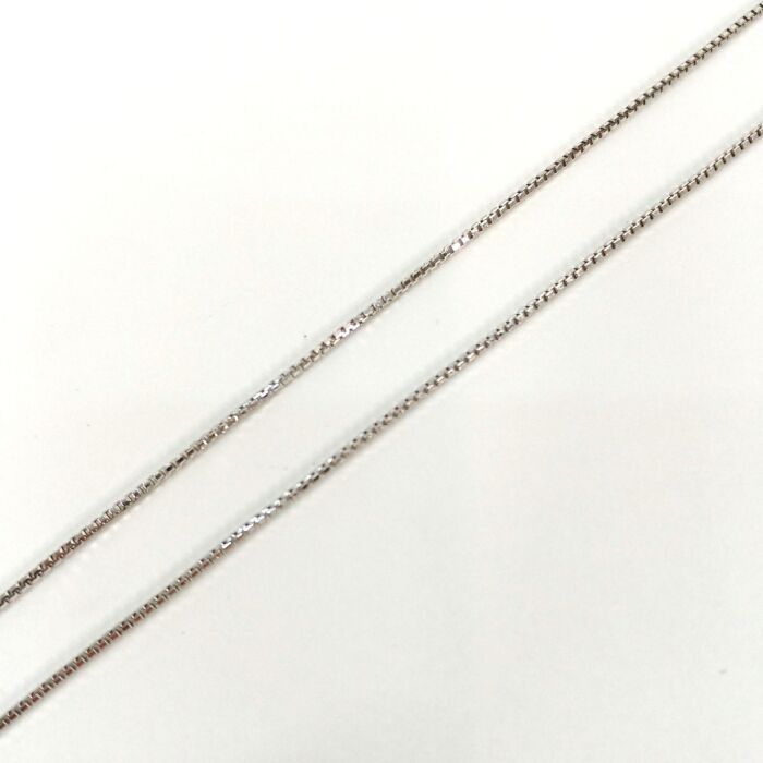 2779902786