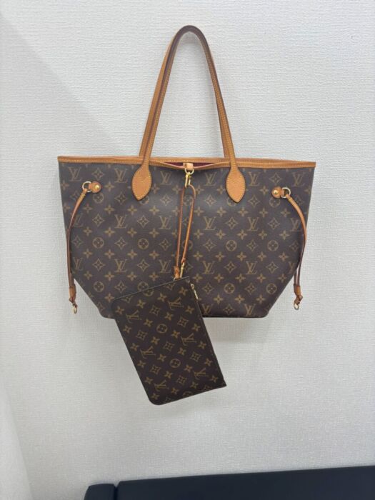 DC20EDC8-253F-4648-BC07-34FCF2CD6470