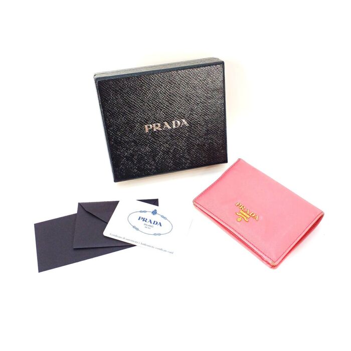 プラダ サファイアーノ レザー 折り畳み財布