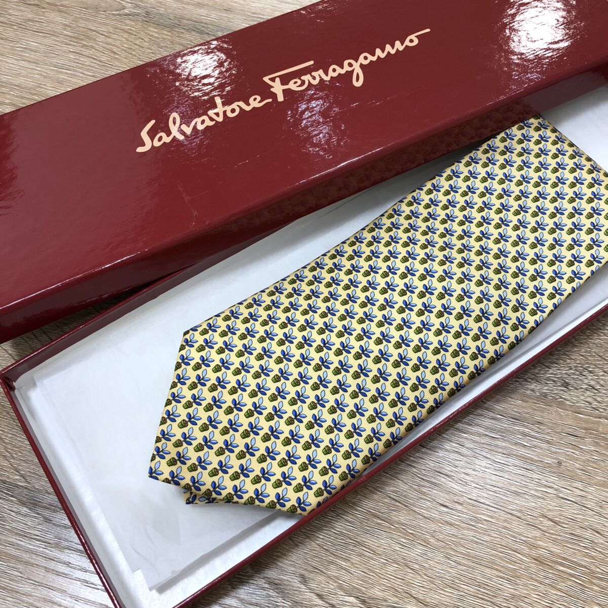 未使用タグ付　箱付　サルバトーレフェラガモ　ネクタイ　オレンジ imgrc0092208039.jpg