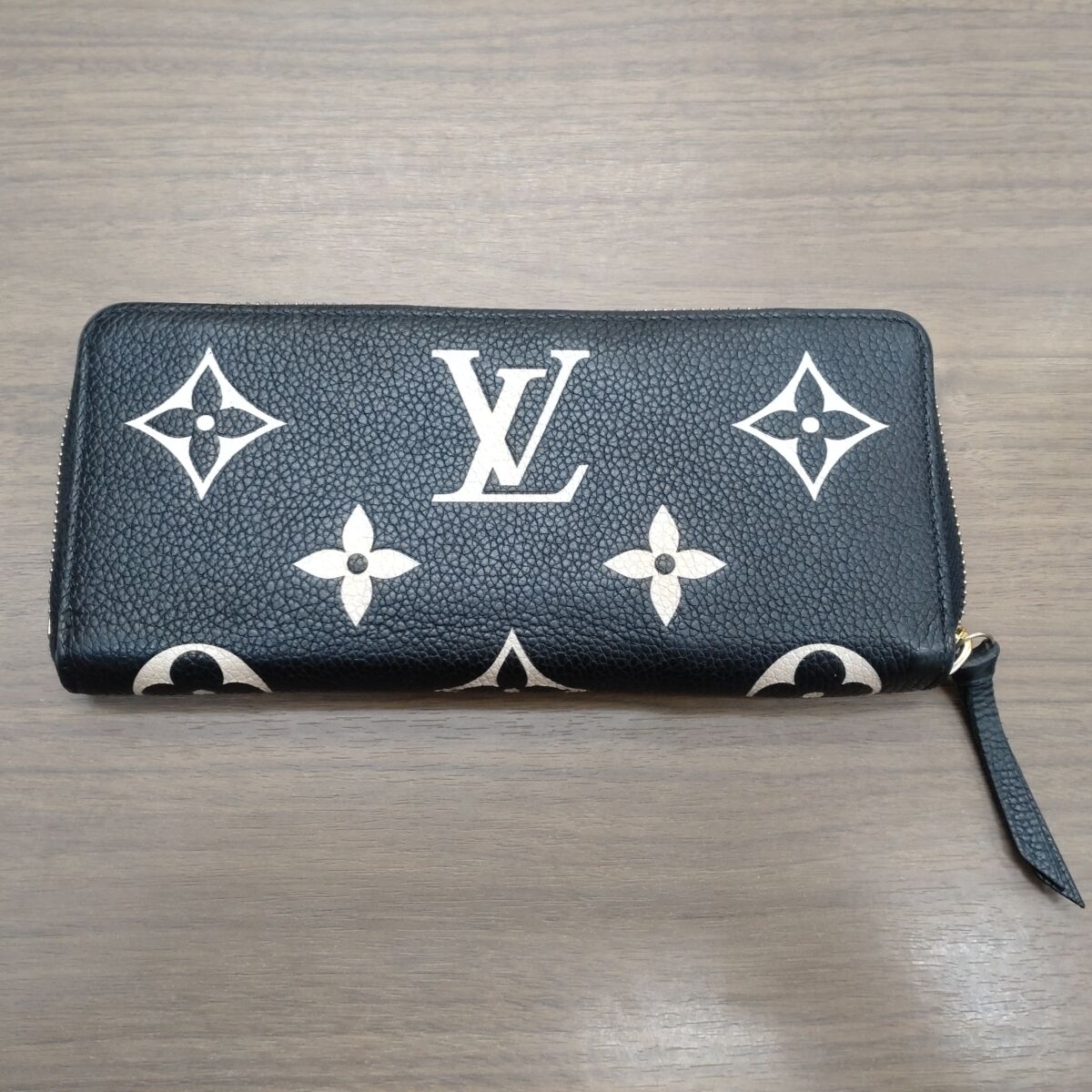 LOUIS VUITTON ジッピーウォレット – キングラム