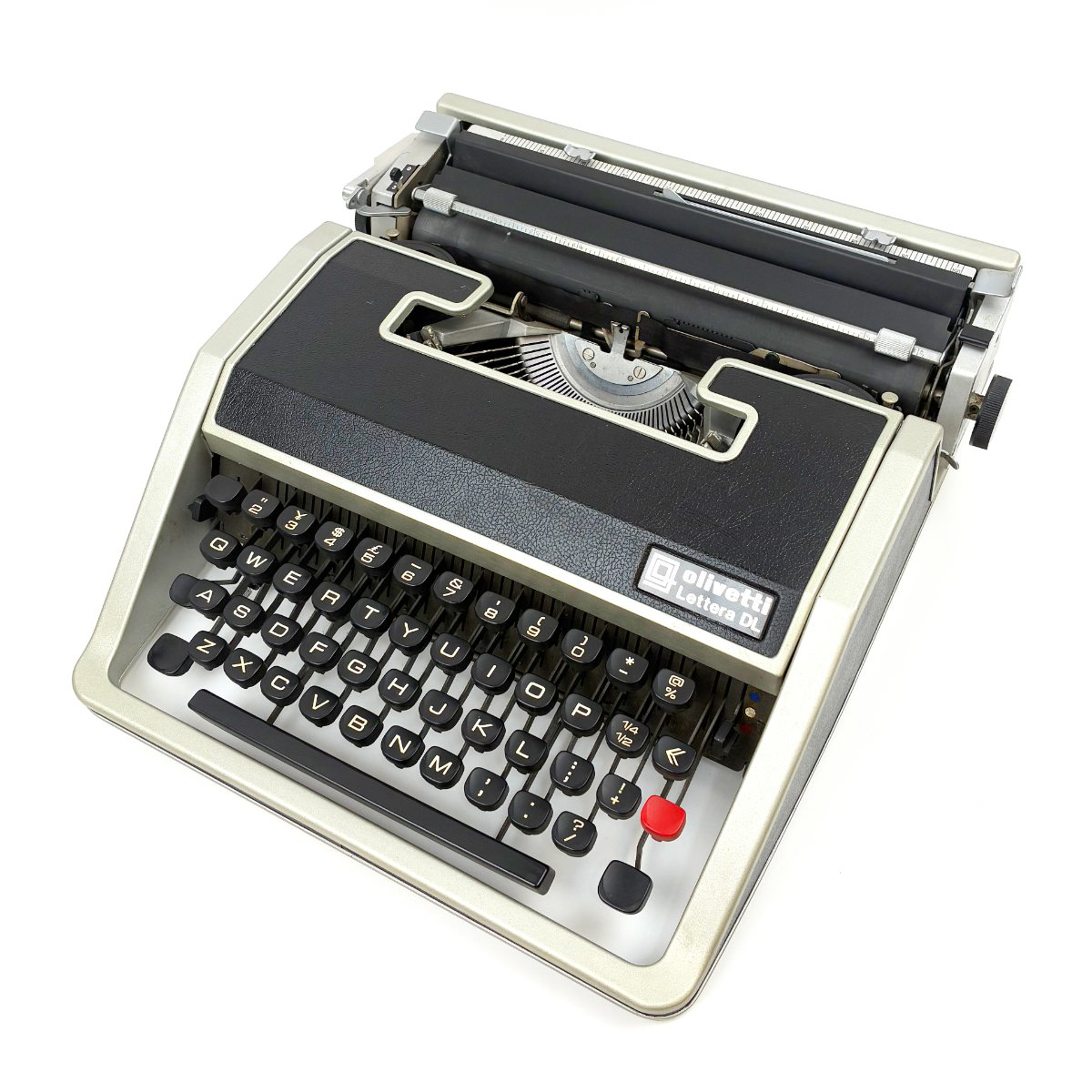 完動品　olivetti LetteraDLタイプライター　フランストリコロール Yahoo!オークション -「オリベッティ タイプライター」の落札相場