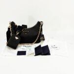 プラダ Re Edition 2005 サフィアーノ レザー 2WAYバッグ