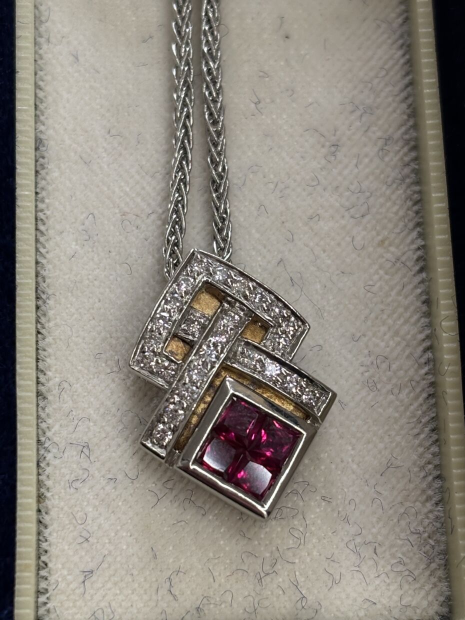 8F820B76-82DC-4869-974F-2269F8959479