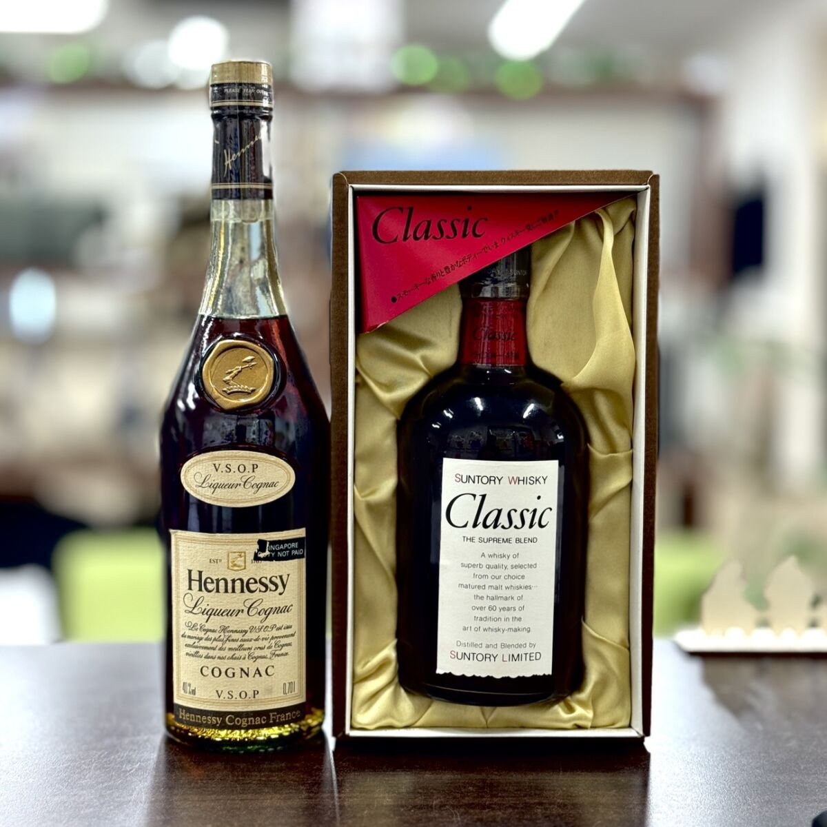 ヘネシー VSOP リキュール スリムボトル 700ml / サントリーウイスキー