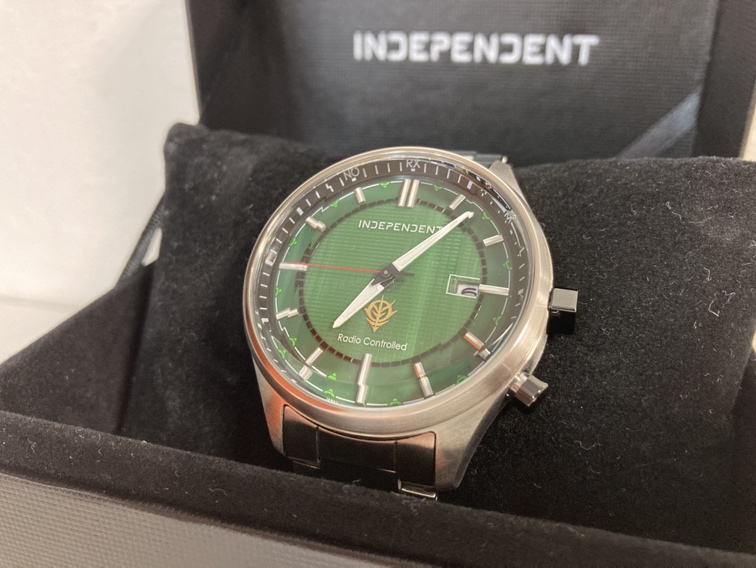 シチズン インディペンデント ソーラー時計 ガンダム公開40周年記念