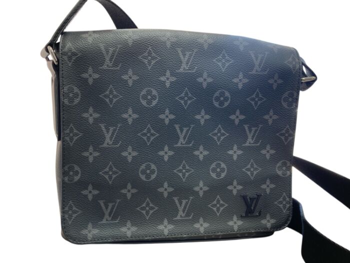 Photoroom_20251118_102138