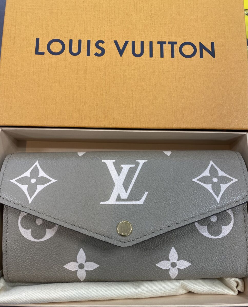 2025-12-10-11.35.15-2