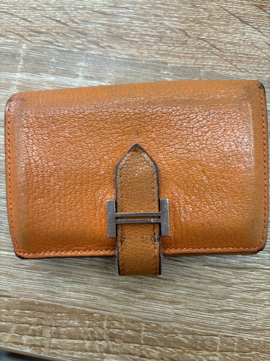 FC4E4229-0006-4C8A-8ED5-13CC35DE2B98