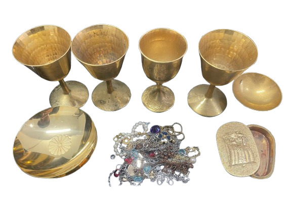 S__10428510_0-removebg-preview