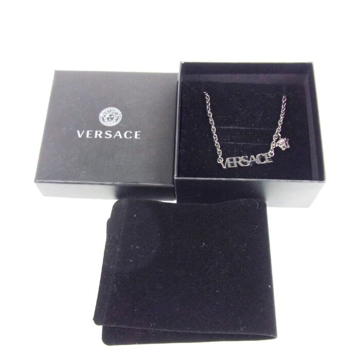 ヴェルサーチ メデューサ ロゴプレート レディース ネックレス ブラックカラー