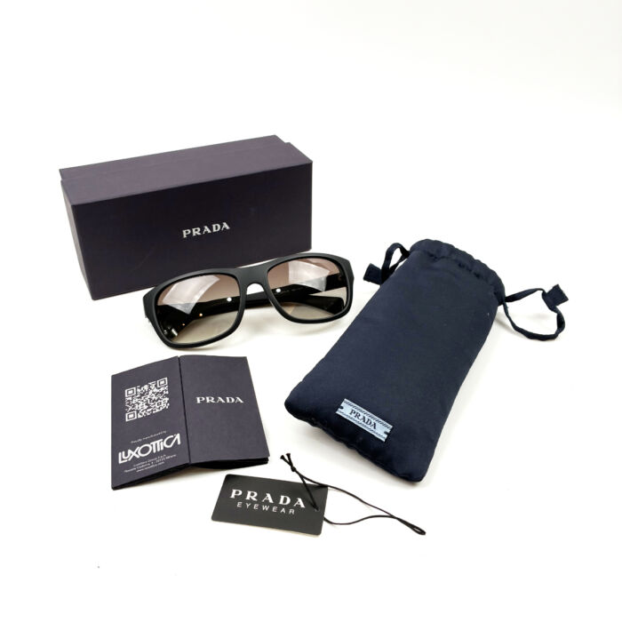 プラダ サイドロゴ サングラス SPR14V