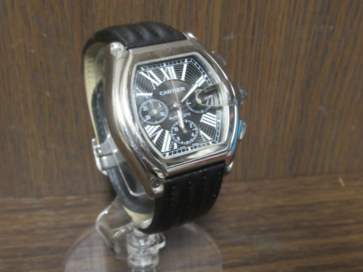 カルティエ ロードスター 2618 27万