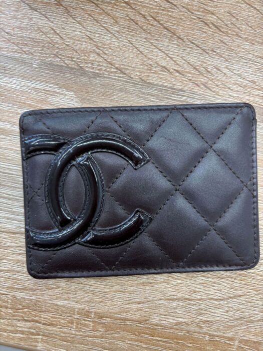 85223D49-8441-46C3-813A-CB01627A13F4