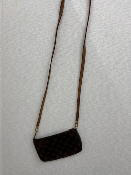 EA12D96E-31D5-4F81-8BC4-79F569302251