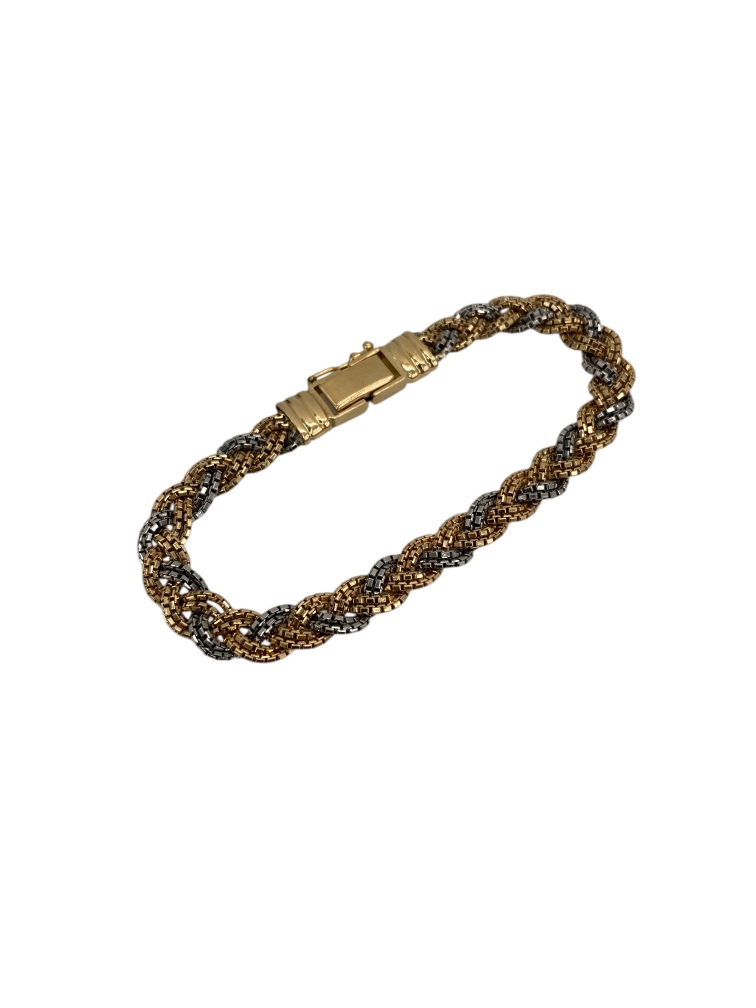 b64de4d46f3342a55c645a3550c2be96