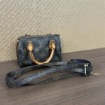 2d3fd635bb89486522d2c5877b602732