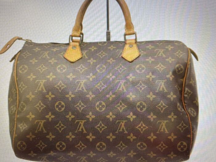 3488F079-3067-4CA6-8A9C-0E1E4A9CD63E