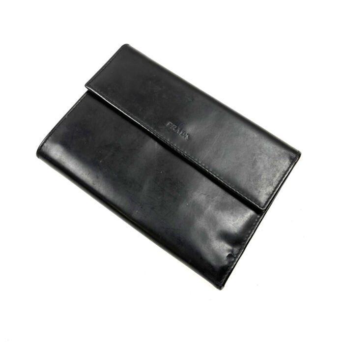 プラダ レザー 折りたたみ財布 ブラック系 レディース コンパクトウォレット カード6枚収納可能 PRADA 買2000