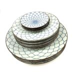 肥前焼 萬楽 大皿×3枚 中皿×5枚 小皿×3枚 セット 染付 網目模様 ふぐ刺し 和食器 磁器 飾り皿 インテリア 買2400