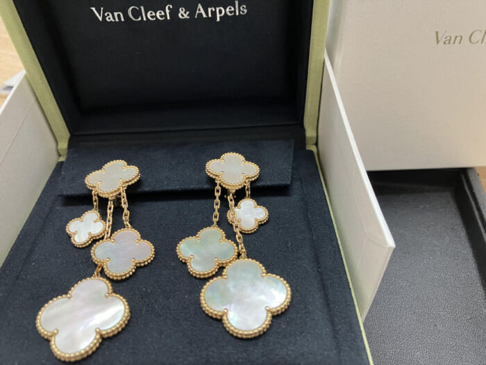 アルハンブラ4P　イヤリング