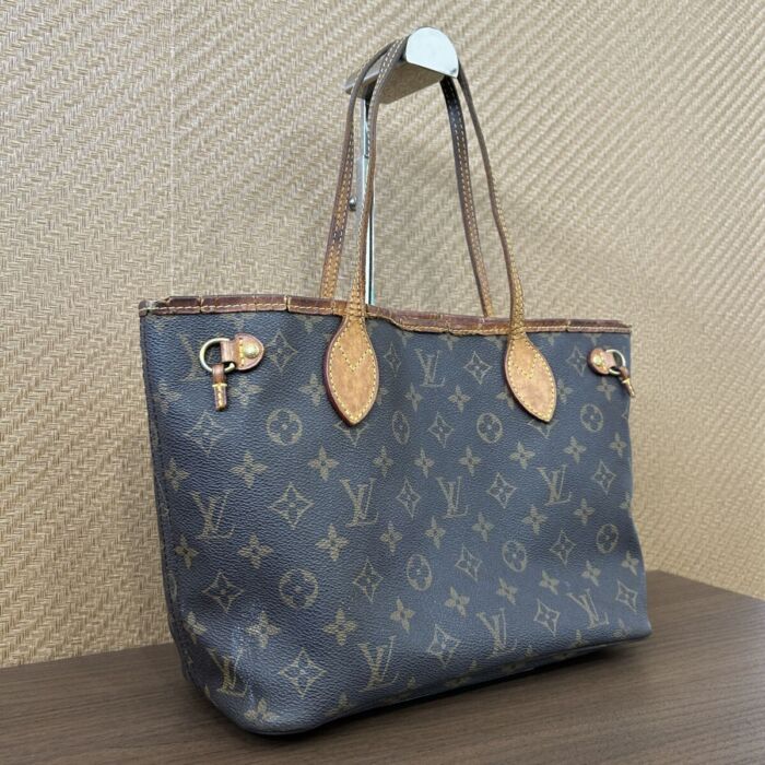 7dacc83ef15bd87a0fcaf82ae7c3d1c2