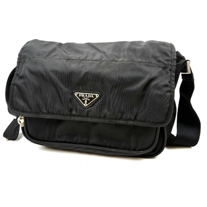 プラダ テスート ナイロン ショルダーバッグ ブラック系 レディース トラベルバッグ B7555 PREDA