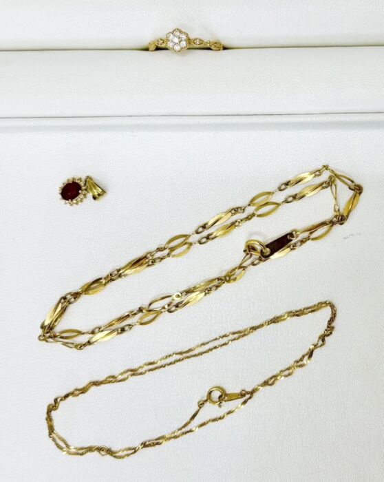 F0E207CA-45F6-485C-BD6C-1413B4E7F89C