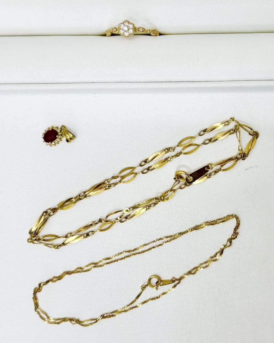 F0E207CA-45F6-485C-BD6C-1413B4E7F89C