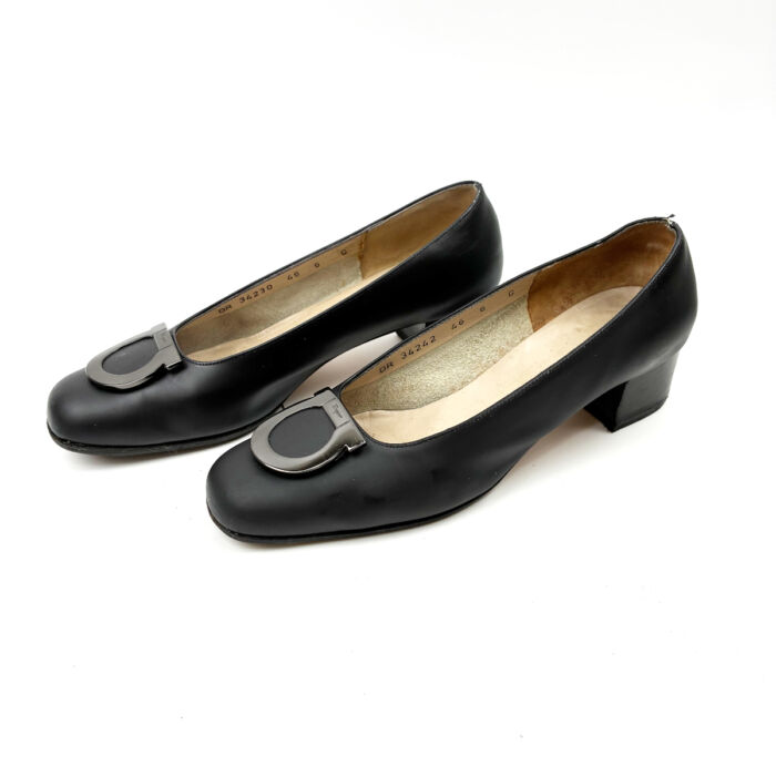 Ferragamo フェラガモ ガンチーニ レザー パンプス