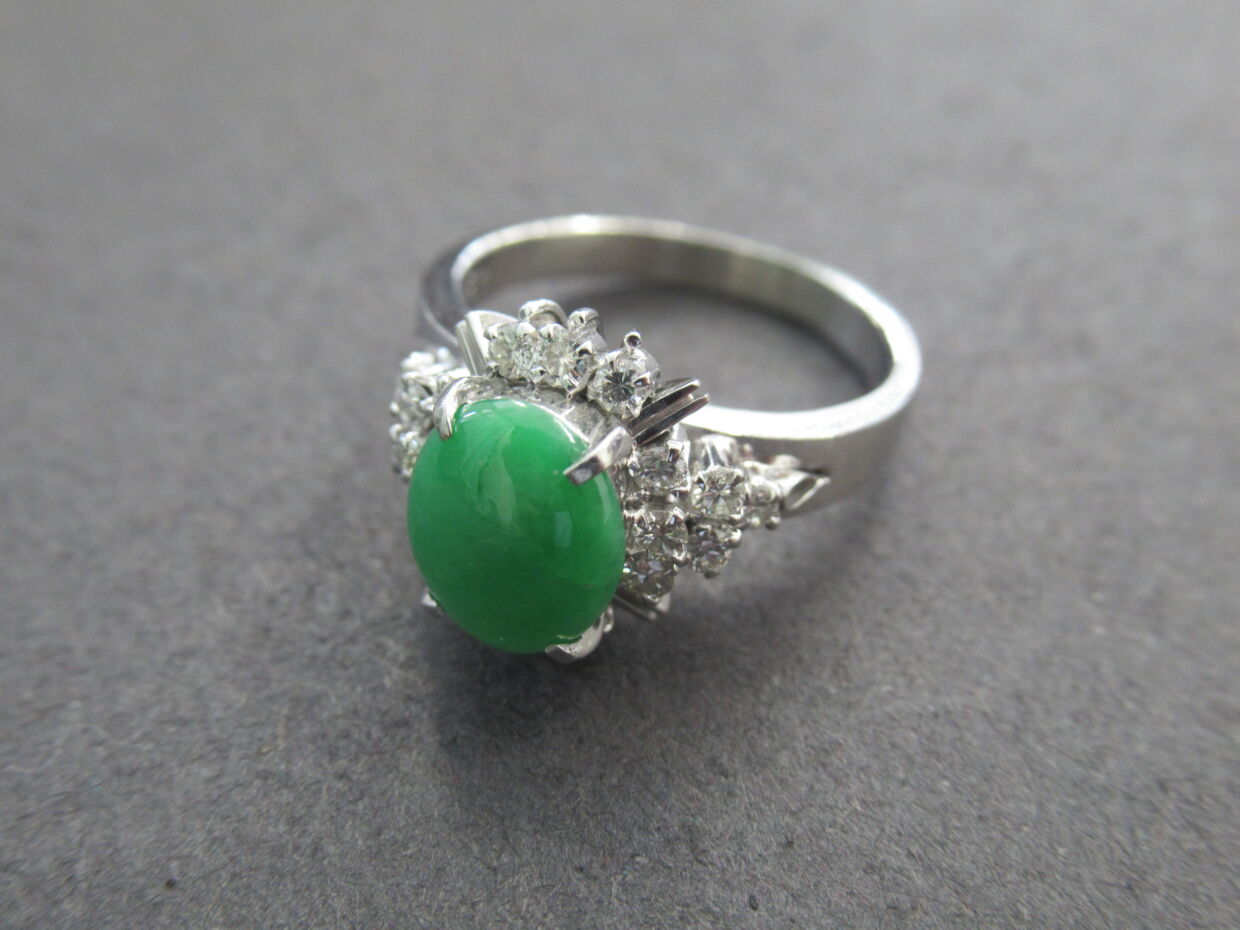 Pt９００ 翡翠メレ付き70000