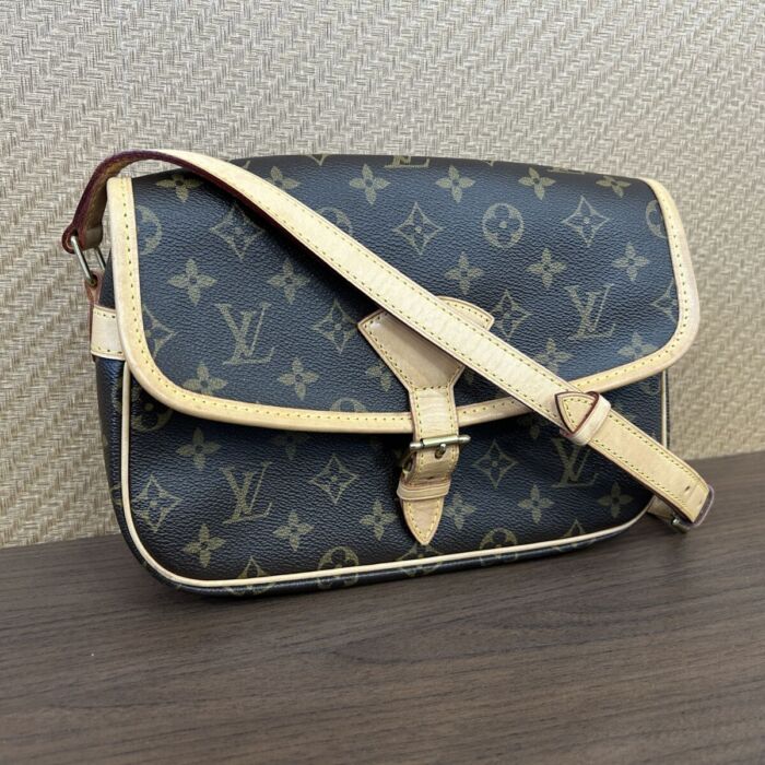 f50ce8c2c2732424b9452e6b4d4c007e