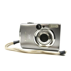 キャノン IXY DIGITAL 900 IS PC1209 コンパクトデジタルカメラ シルバー系 Canon 買6000