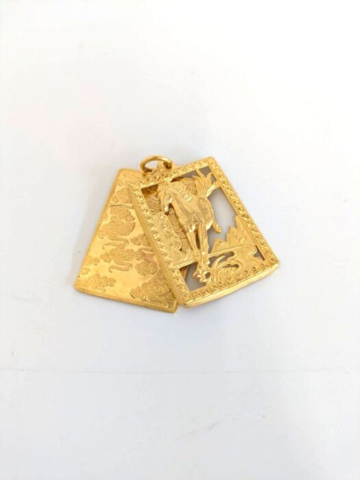 1-16703 ペンダントトップ 35万円