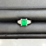 Pt900 エメラルドリング MD1.24ct E2.042ct 買145000