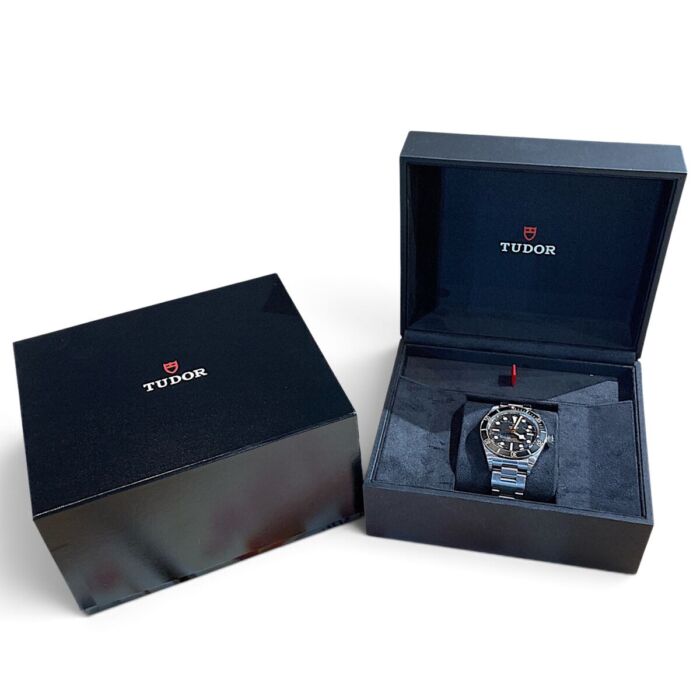 TUDOR チュードル ヘリテージ ブラックベイ 自動巻き ブラック 文字盤 ステンレス メンズ 腕時計 390000円
