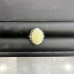 Pt900 ホワイトオパール リング 買55000